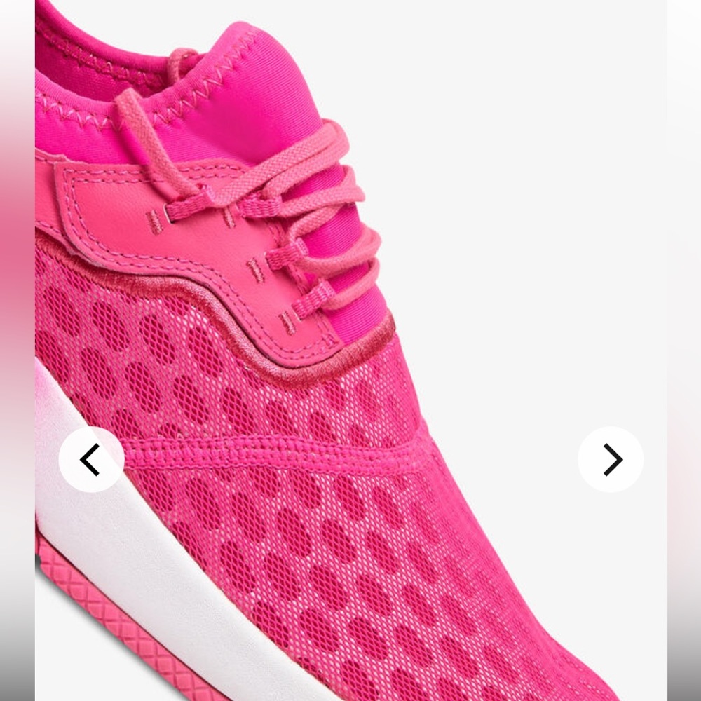 Infinity Sneakers size 10 NWOT - Picture 3 of 6